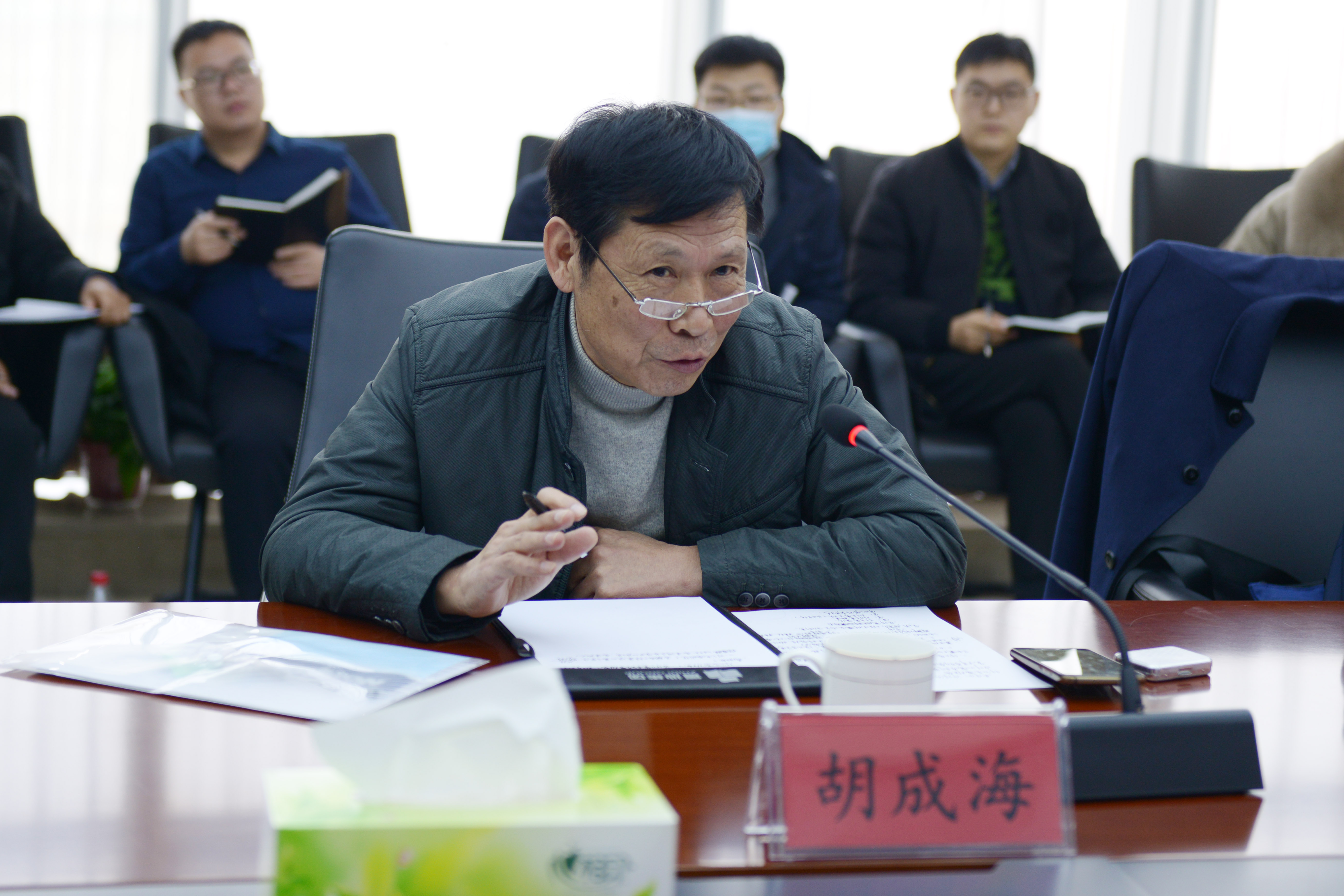 秘书长照片.jpg