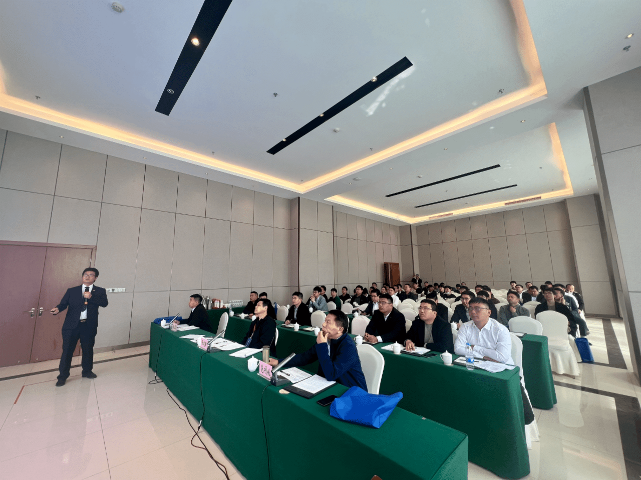 de7c1014f11a4e549cb2b5ea91f11ab4.gif de7c1014f11a4e549cb2b5ea91f11ab4.gif